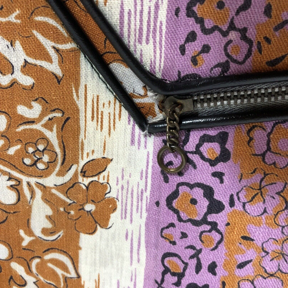 Small Travel Bag Suitcase 1970s Floral Striped Tropical Stripes Zipper Pocket - Picture 10 of 16